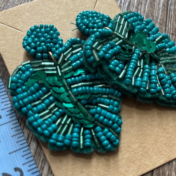 Versona Teal Beaded Earrings - Picture 3 of 4